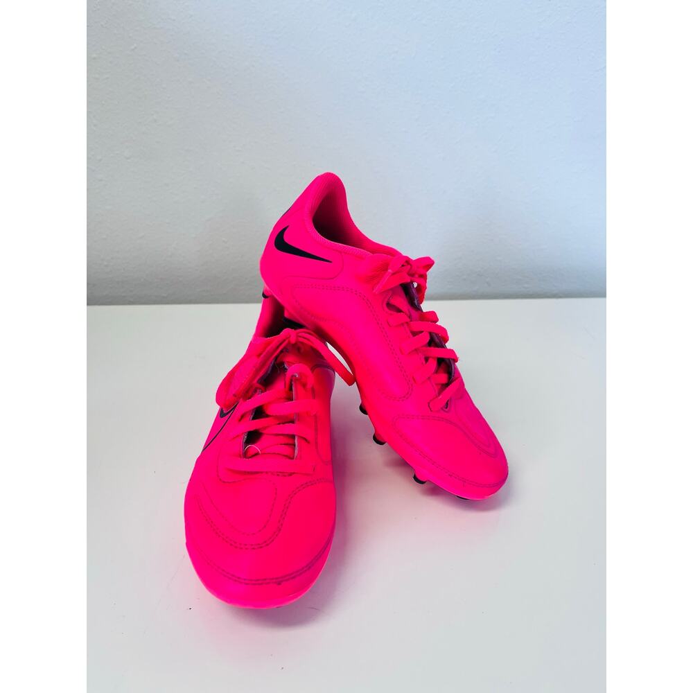 Nike Brevata Soccer Cleats Size 13C